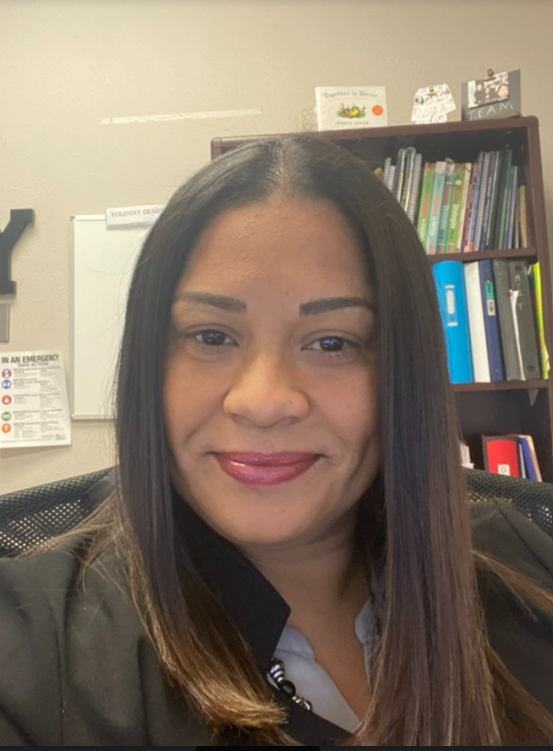 teacher Yolenny Olmeda 